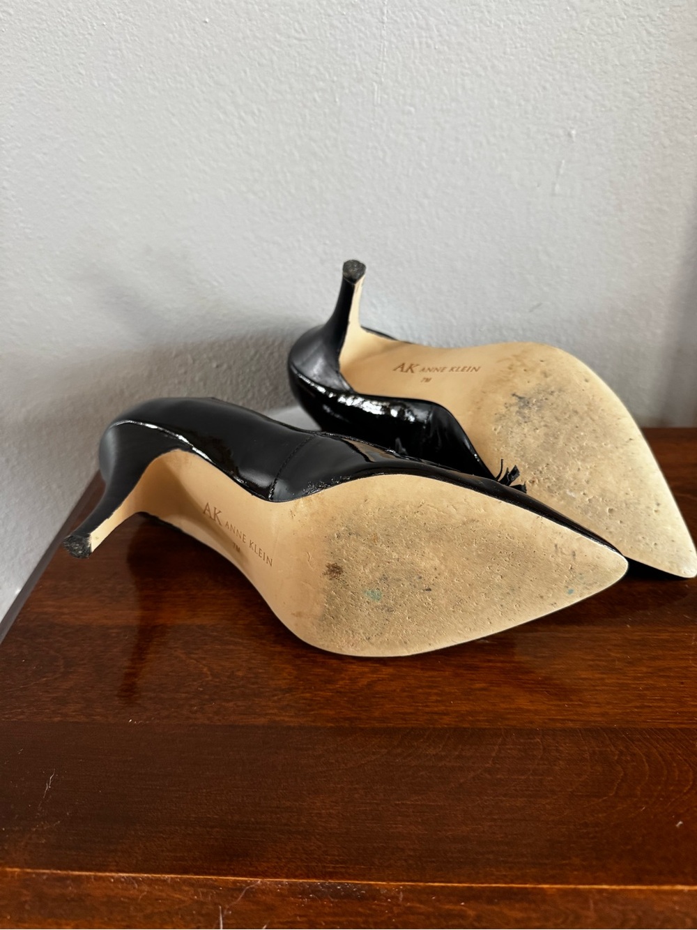Anne Klein Black Patent Pointed Toe Kitten Heel Pumps